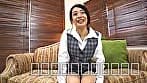 身長143cmのミニマム働く美女をインタビューとナンパして、なし崩しの嵌め撮り中出しセックス！ サンプル1