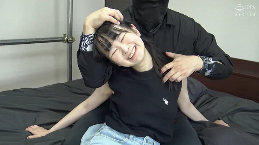 くすぐり初体験の清乃みよりをくすぐり感度チェック！1 サンプル4