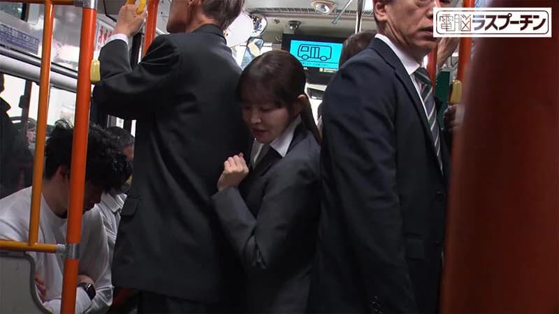 満員バスに乗ってきた無防備美乳OLを椅子に拘束して超敏感乳首をじっくり開発！イキまくりド変態OL 京本晴美 サンプル4