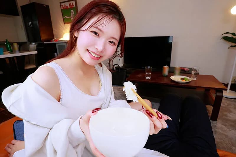 【VR】【8K】疲れて帰宅した僕を全力で甘やかしてくれる年上彼女！素のイキ顔を独り占めできる究極のイチャラブ同棲生活 響蓮 サンプル6