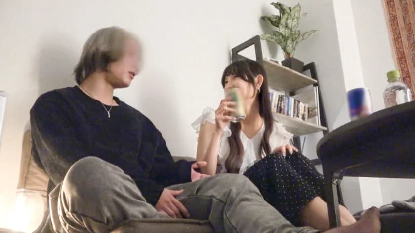 寂しくてホストに来た客を速攻でお持ち帰り！枕営業上等！セックス上等！訳アリ美女を食い物にしちゃいますwww 百戦錬磨のナンパ師のヤリ部屋で、連れ込みSEX隠し撮り 4… サンプル1