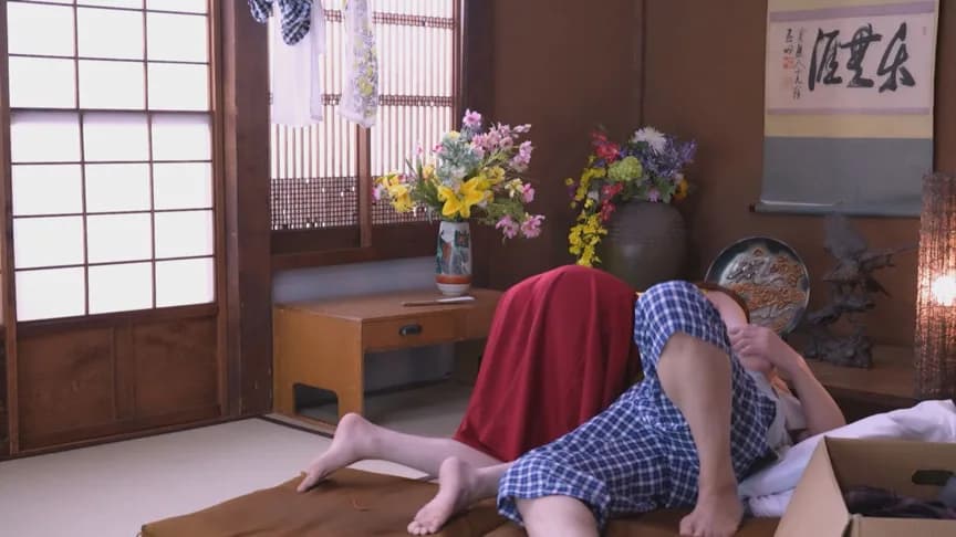 未亡人のアナルを義父が熱く優しくほぐし愛でつづける サンプル5
