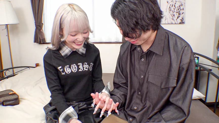 欲求不満なギャル若妻が奥手男子を手籠めにする藍瀬ミナ サンプル1