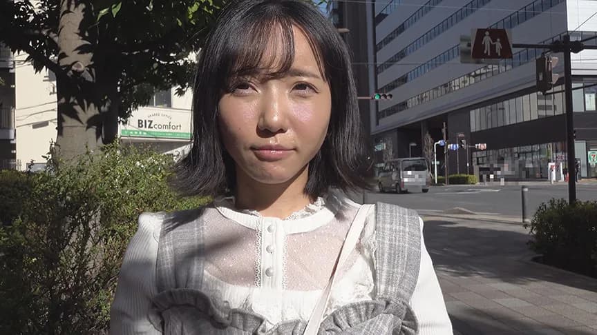 つるぺたJDが挑戦する男水着ドッキリGP はるかちゃん編 サンプル1