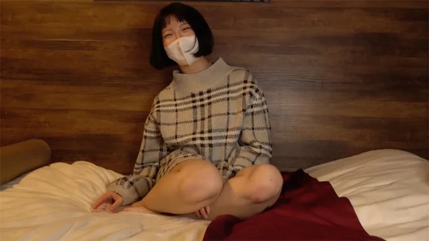 くすぐり個撮に来た20代女性の足裏くすぐり なみ（1）