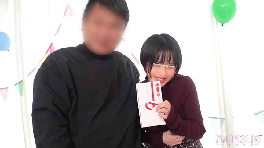 壁穴から顔を出したまま身体にイタズラ！まや サンプル10