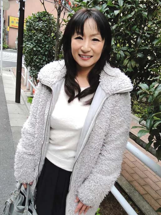人妻ナンパ街角で暇そうでエロそうな奥様に厳選アタック生チンぶち込み子宮の中にザーメン中出しフィニッシュ サンプル9