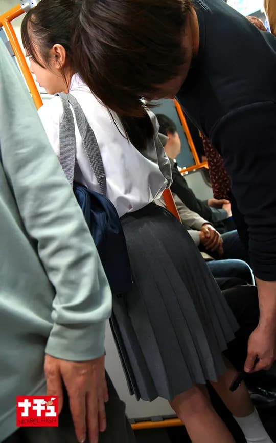 発情イキする敏感マンスジJ○羞恥 ピンクのパンティ サンプル2