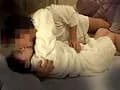 盗撮5時間密室のプライベート空間に隠しカメラを設置してセックス＆シャワーシーンを盗み撮り人権無視の卑劣映像 サンプル2