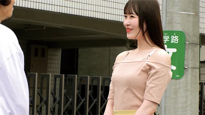 美人奥様2人の優しいたわわ筆おろしねねさん(28歳/結婚4年目/元アイドル)とあおさん(27歳/結婚5年目/素朴) サンプル1