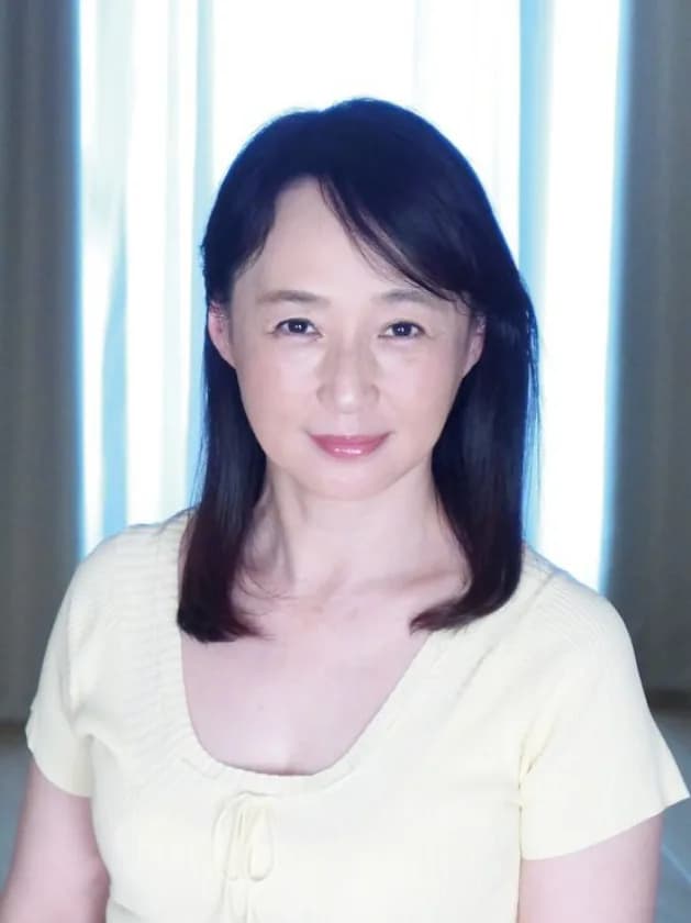熟女 淫らな秘め事 義理の母の借金のため熟した体を差し出す美女 夫の葬儀の朝、近所のオッサンにブチ込まれ絶叫失禁する女 サンプル8