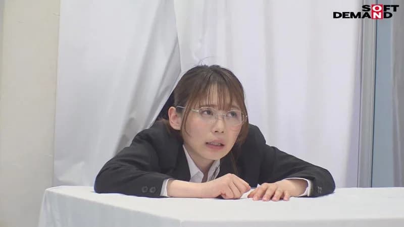 人事部2年目与田ひかげが悶絶ガマン業務に挑戦！ サンプル2