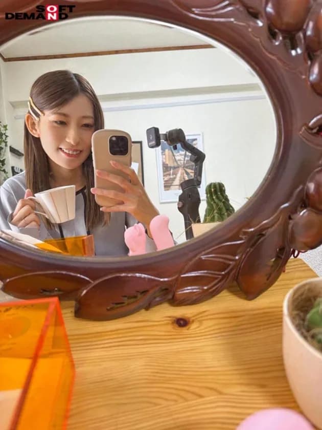 SNS総フォロワー4万人の公務員 市役所勤務のイラマで感じる奥さん 永尾あかね 37才 AV DEBUT イ○スタアカウントrobo__kiss で活動中 サンプル6