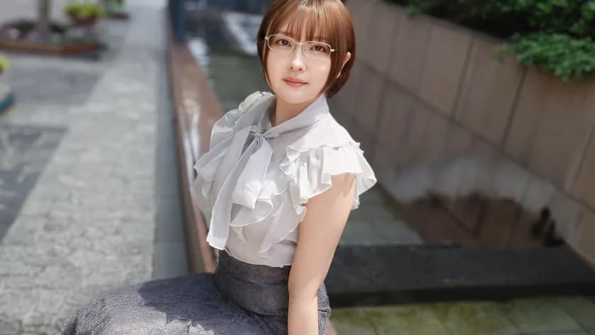 あの日見た妄想を現実に・・・!クールでエロい受付メガネ女子!エロ下着から覗くデカ尻は必見! 【初撮り】ネットでAV応募→AV体験撮影 2638