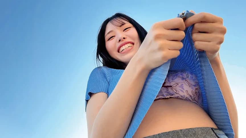 青空ノーブラチャレンジ！素人女子大生が野外露出に挑戦 サンプル4