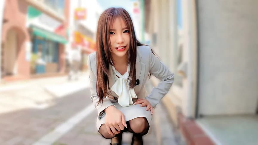 素人美少女とリモコンバイブお散歩ー営業ウーマン編ー サンプル1