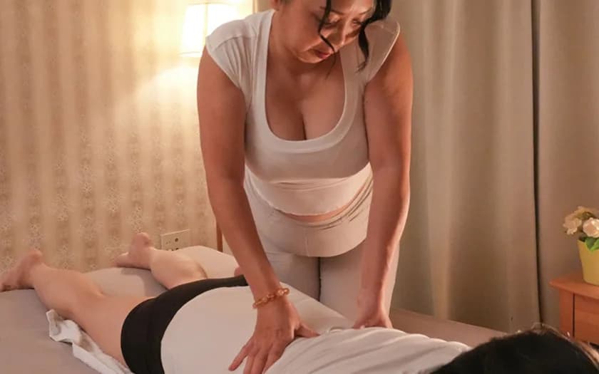 口説いてヤレた！！完熟マッサージ師のオバサン3 沢口紫乃 豊田怜花 白金紗代子 サンプル20