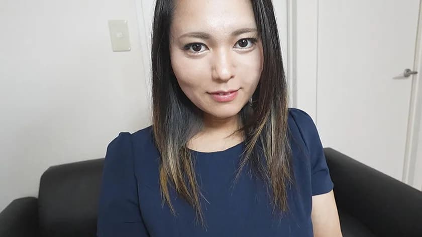 セックスレスにつき欲求不満の権化と化したホルスタイン爆乳人妻さん、旦那を忘れてイキまくる。恭子(33歳) サンプル7