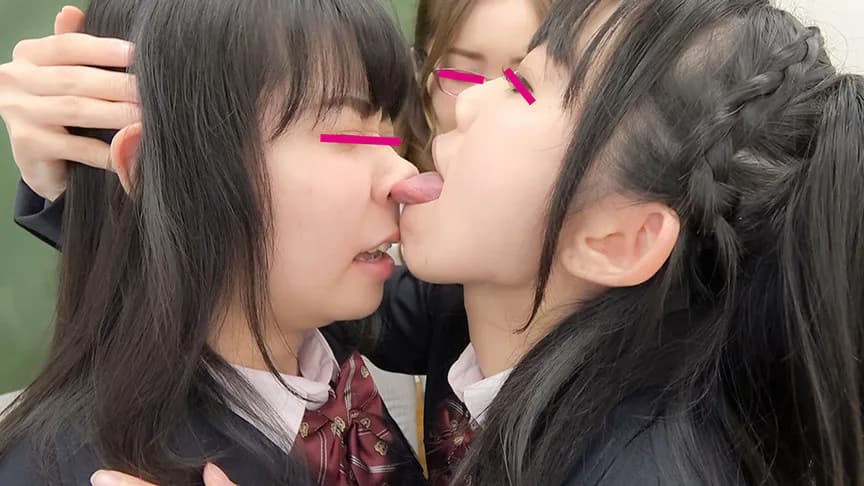レズキス女子○生 舌と唾液が濃蜜に絡み合う顔舐め接吻 サンプル9