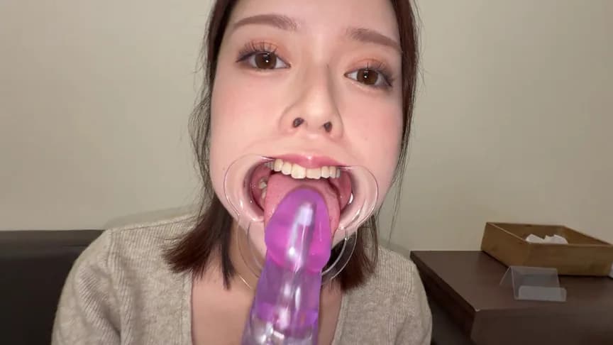 【個人撮影】彩川ゆめの喉チン触り＆開口器Wピース サンプル3
